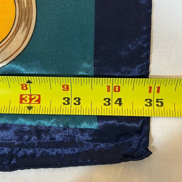 R-2230- Women's Scarf Orange Cream And Blue Colors NWT - Picture 7 of 7